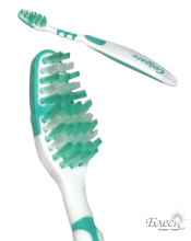 Colgate Зубная щетка Навигатор Плюс (средняя)