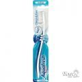 Aquafresh Зубная щетка Клин и Флекс (1шт)
